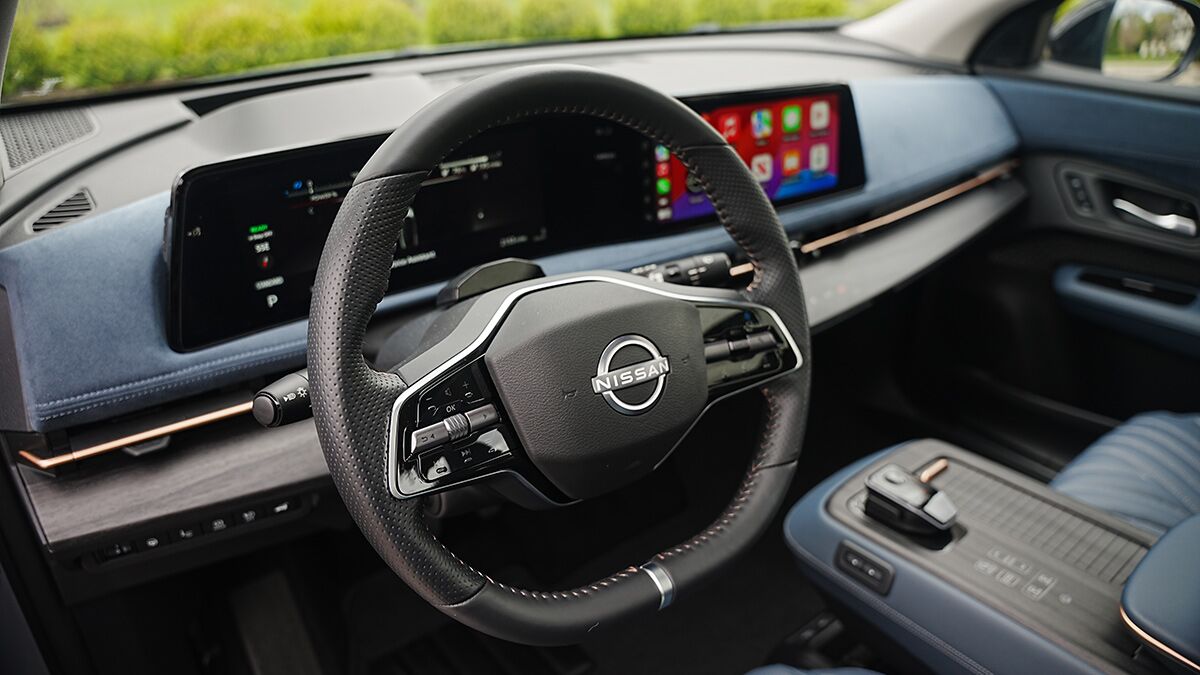 2025-nissan-ariya-steering