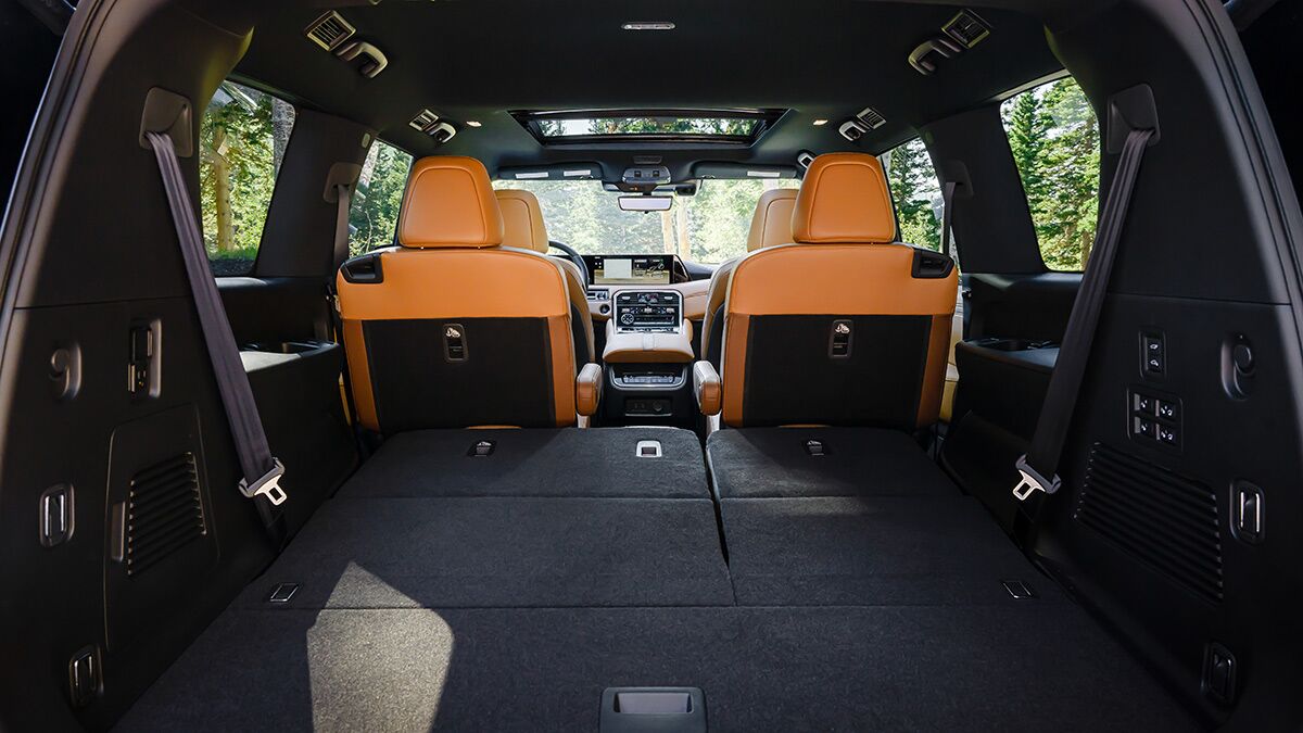 2025-nissan-armada-trunk