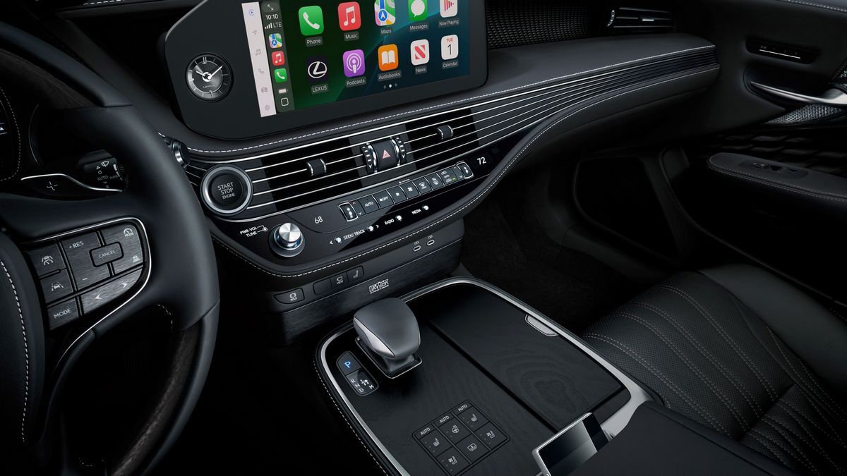 2025 Lexus LS 500