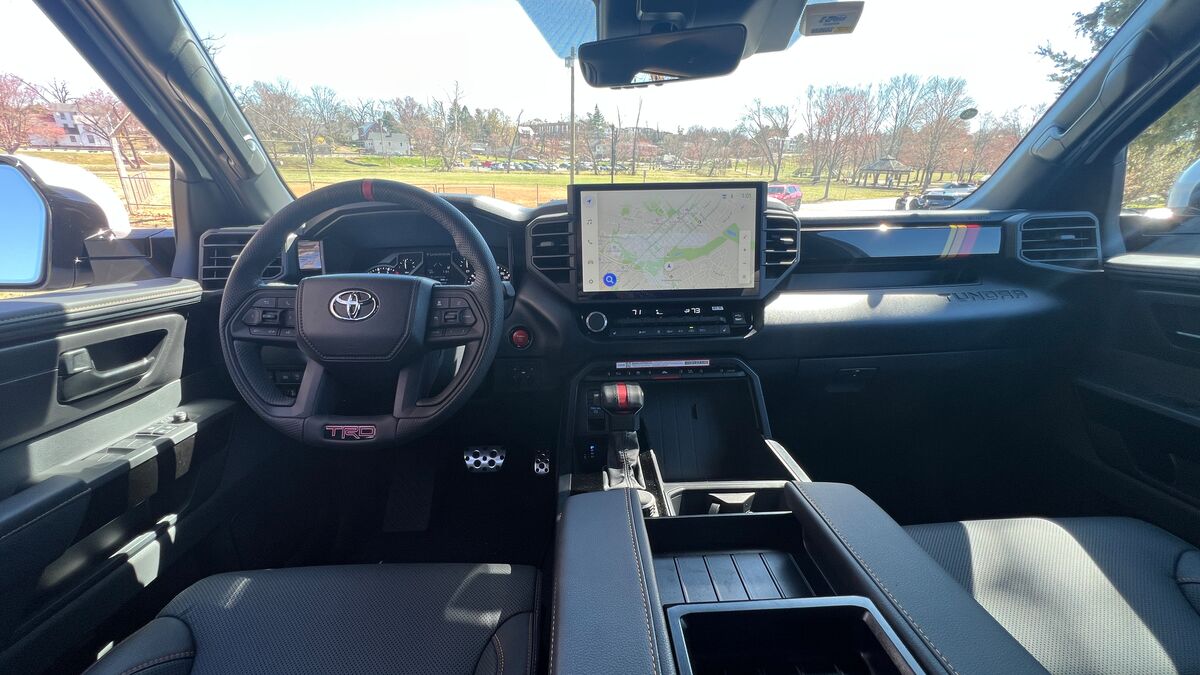 2025-toyota-tundra-interior
