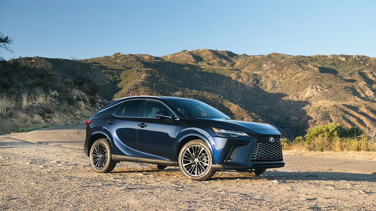 2025-lexus-rx-right-3qtr