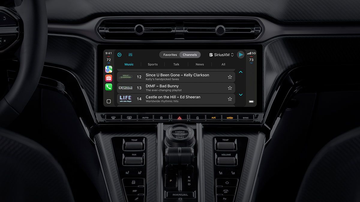 Apple CarPlay Ultra in the Aston Martin DBX