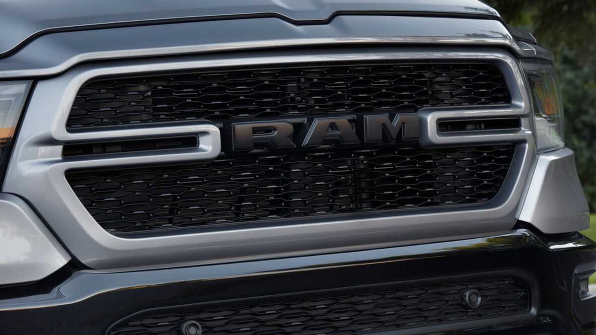https://kbb.com/m/1542c1b58d5cc3f6/OG-2022-ram-1500-backcountry-edition-grille-jpg.jpg