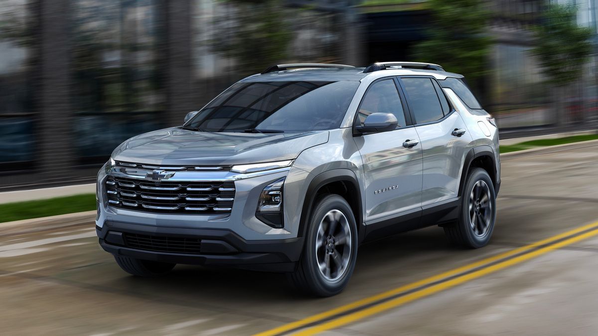 2025-chevrolet-equinox-lt-driving-front-3qtr.jpg