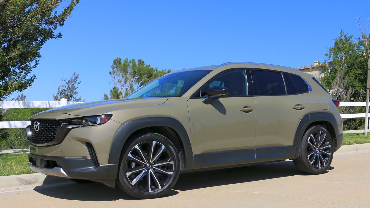 2025 Mazda CX-50 front left three-quarter view