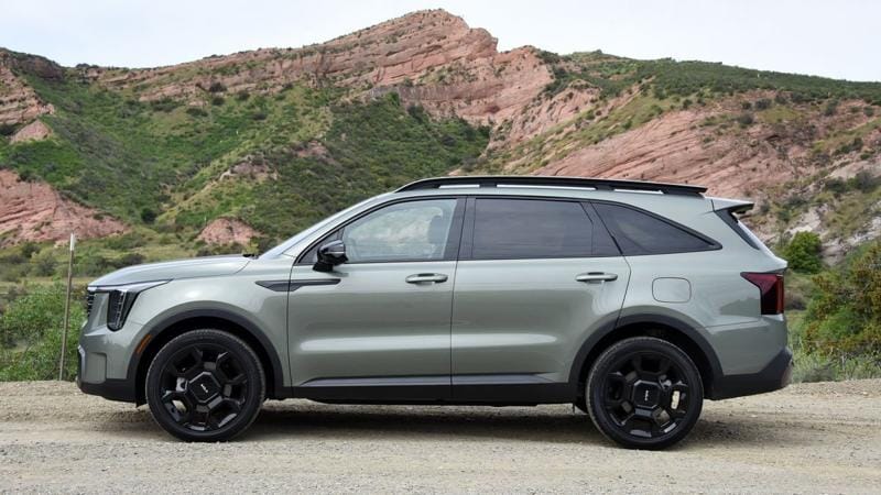 2025 Kia Sorento X-Line
