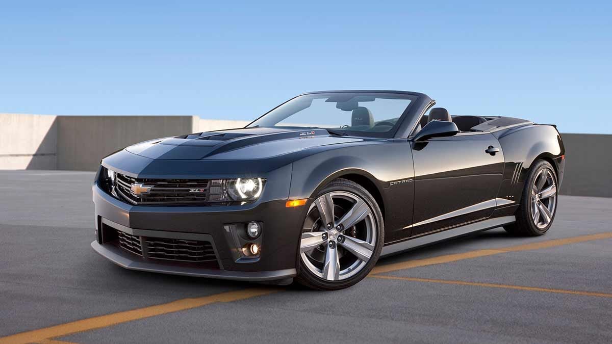 2015-chevrolet-camaro-front-left.jpg