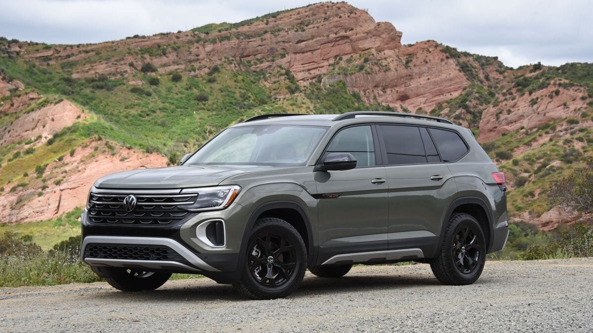 2025-volkswagen-atlas-peak-ed-front-left-3qtr.jpg