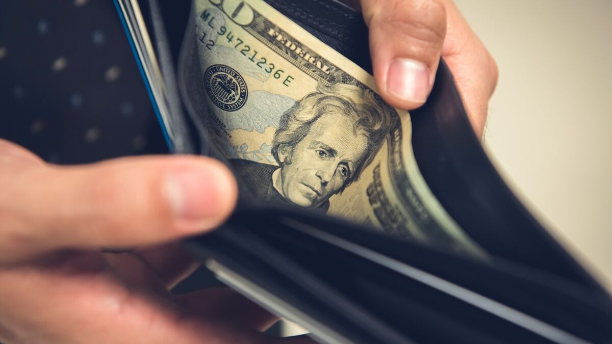 https://kbb.com/m/c08424a34286a79/OG-auto-insurance-savings-jpeg.jpg