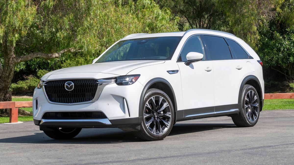 2025-mazda-cx-90-phev-white-front-left-3qtr.jpg